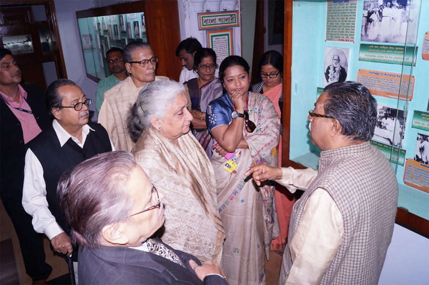 Culture Minister visited the Gandhi Samarak Sangrahalaya, Barraackpore on 1st February, 2014